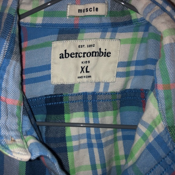Abercrombie and Fitch blue plaid button up shirt - Picture 3 of 5
